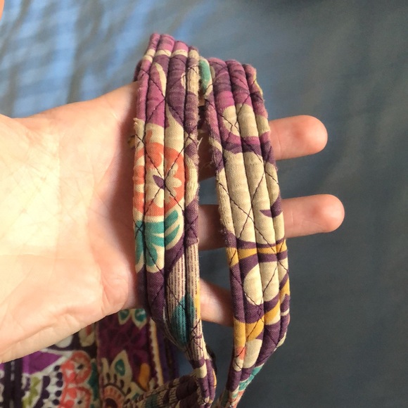 Vera Bradley Large Tote - Picture 4 of 6